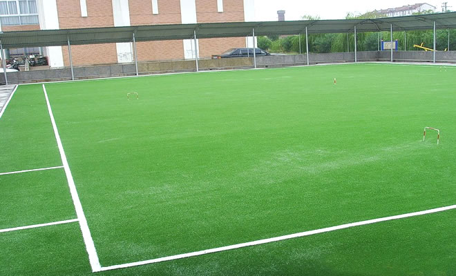 人造草坪維護與養(yǎng)護的正確方法